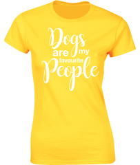 Dogs are my favourite people. T-Shirt